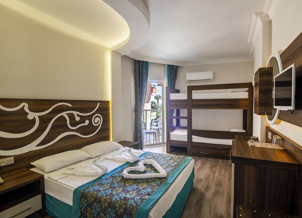 Kleopatra Blue Hawai Hotel ألانيا المظهر الخارجي الصورة