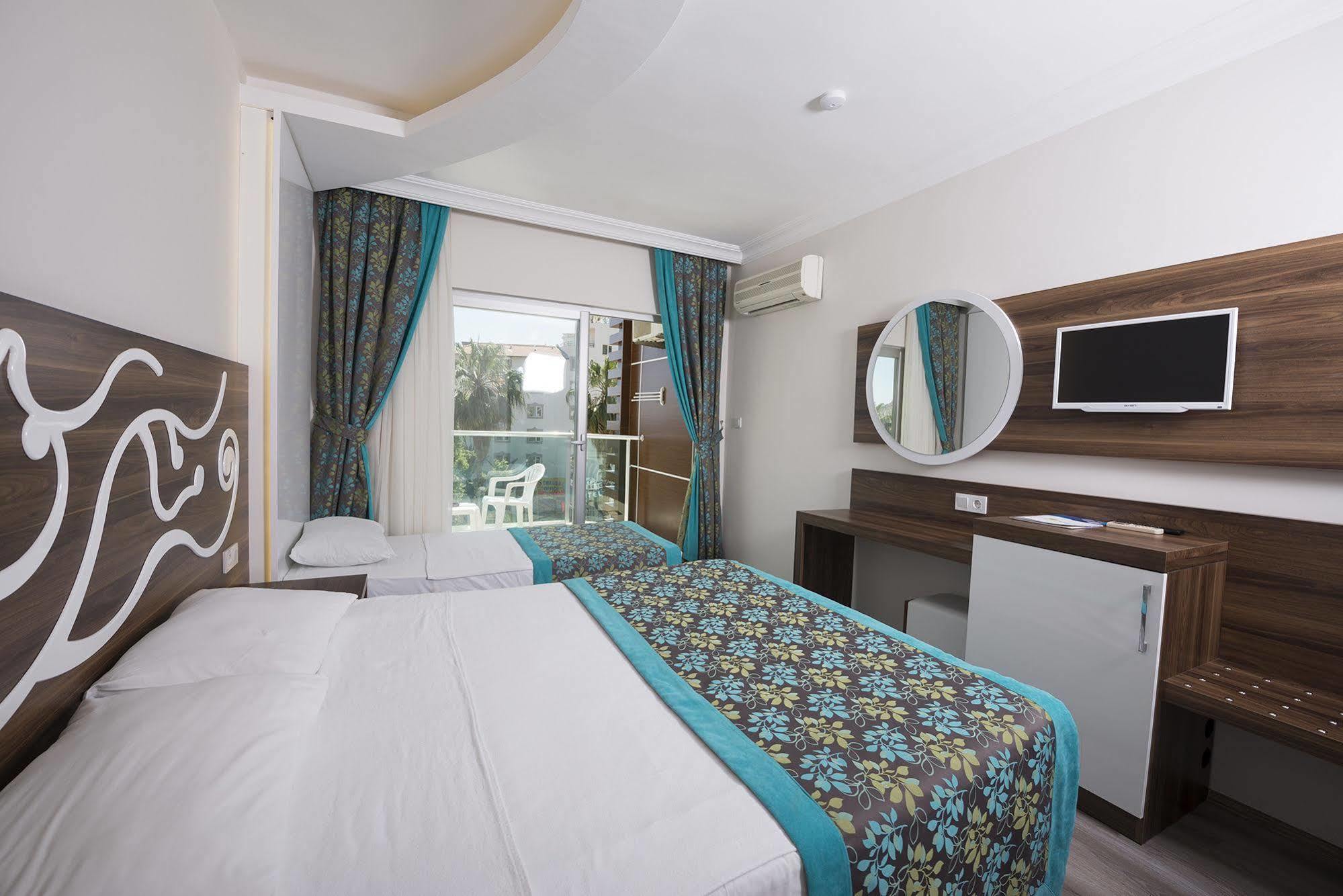 Kleopatra Blue Hawai Hotel ألانيا المظهر الخارجي الصورة