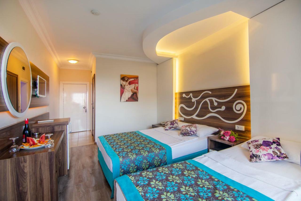 Kleopatra Blue Hawai Hotel ألانيا المظهر الخارجي الصورة